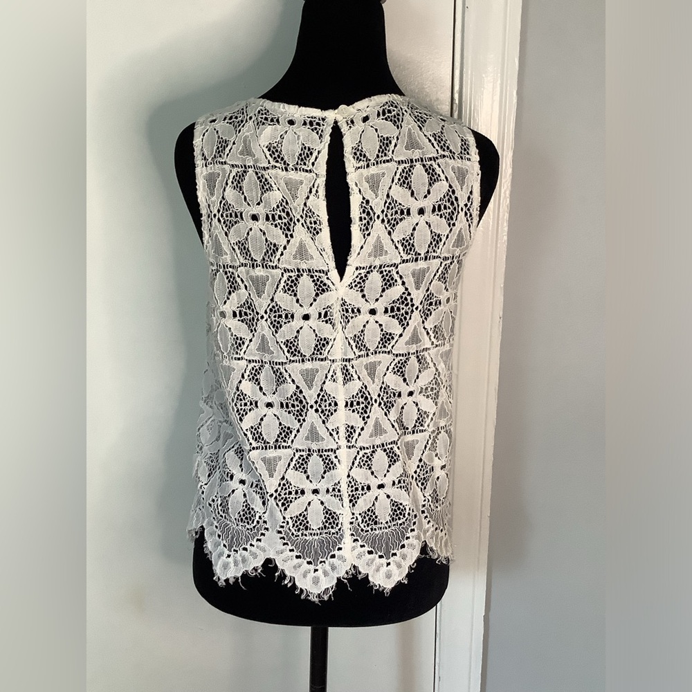 Frame Blouse - Picture 4 of 5
